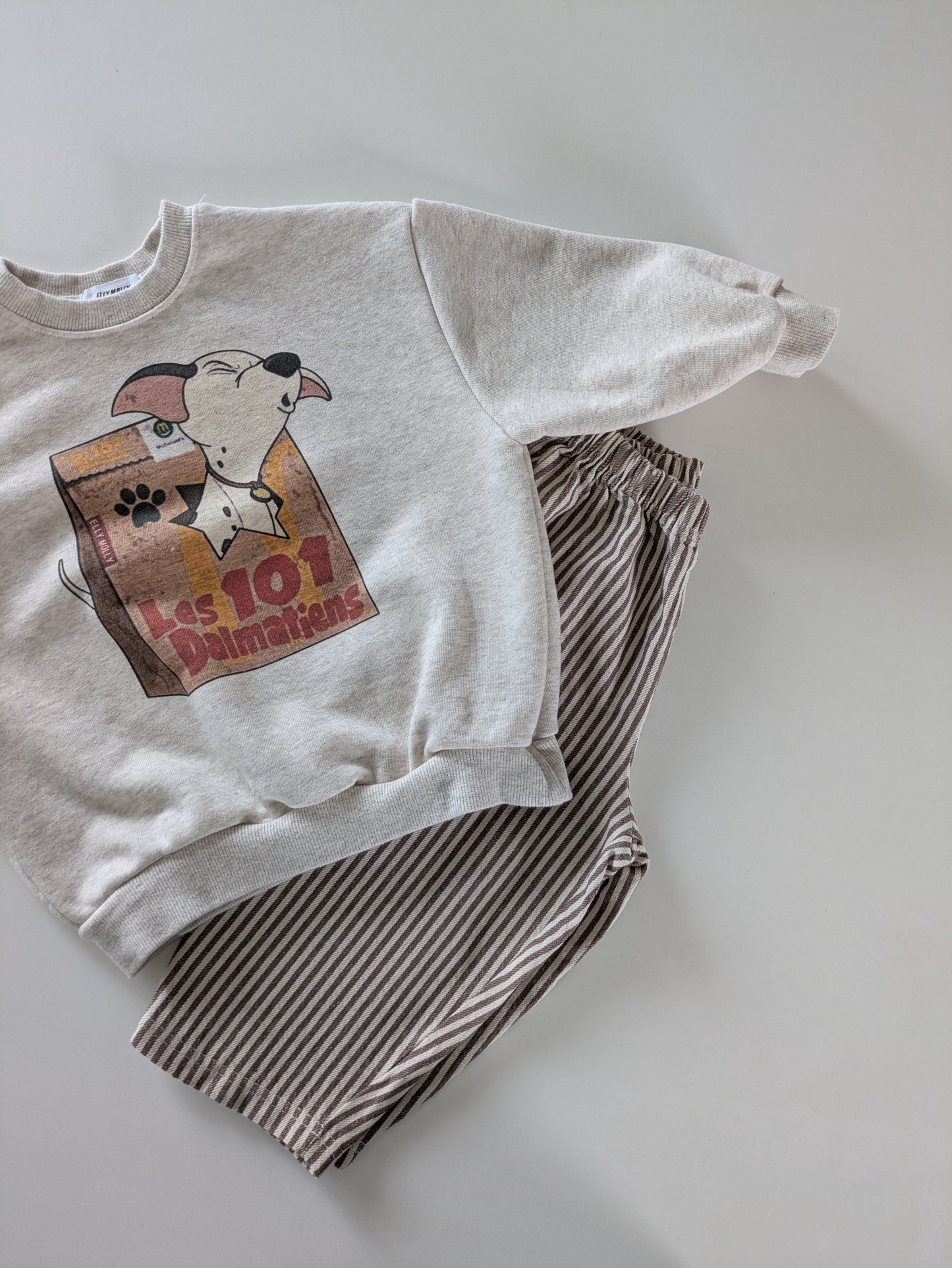 Dalmatian sweater oatmeal