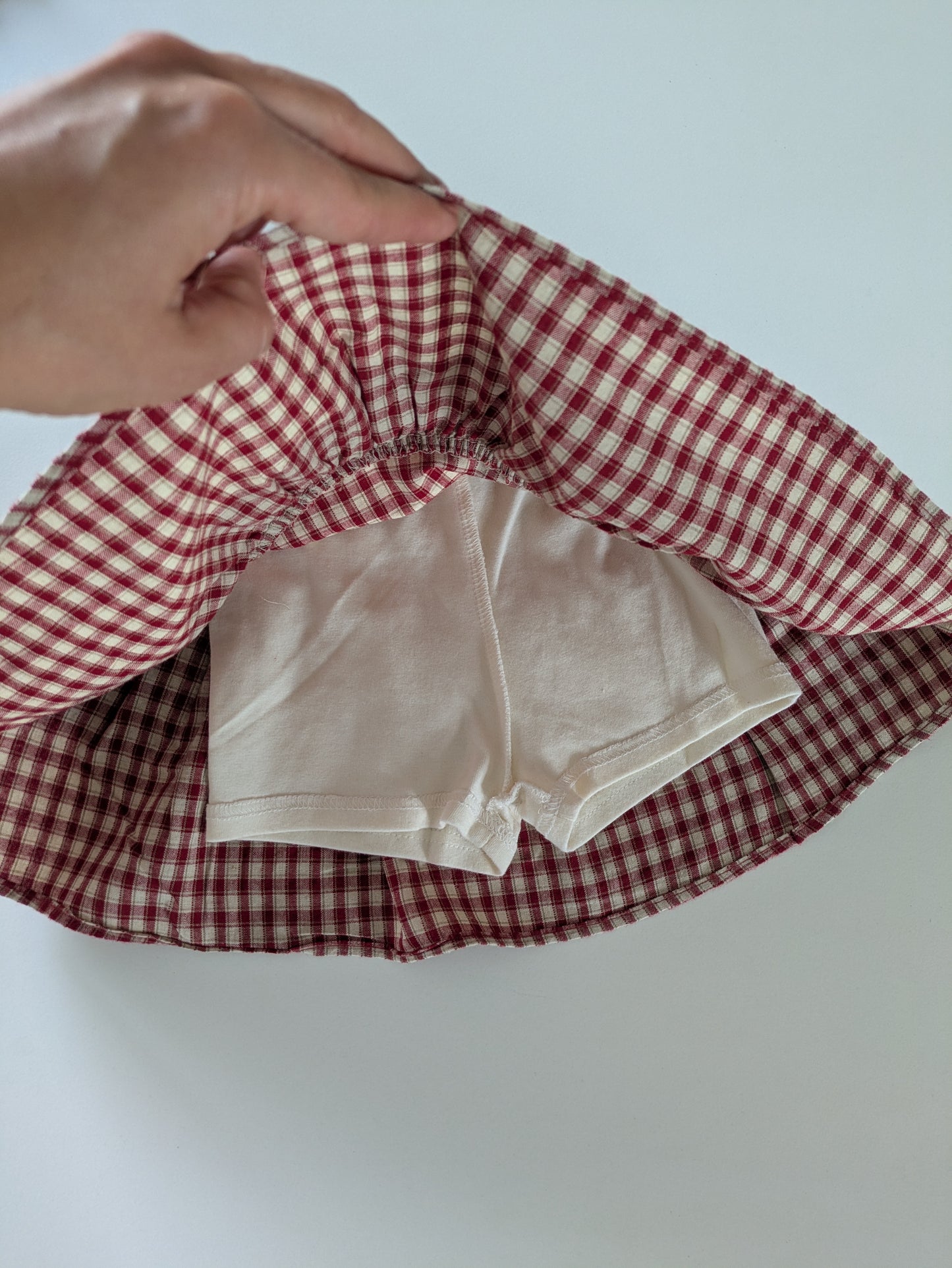 Check skirt red