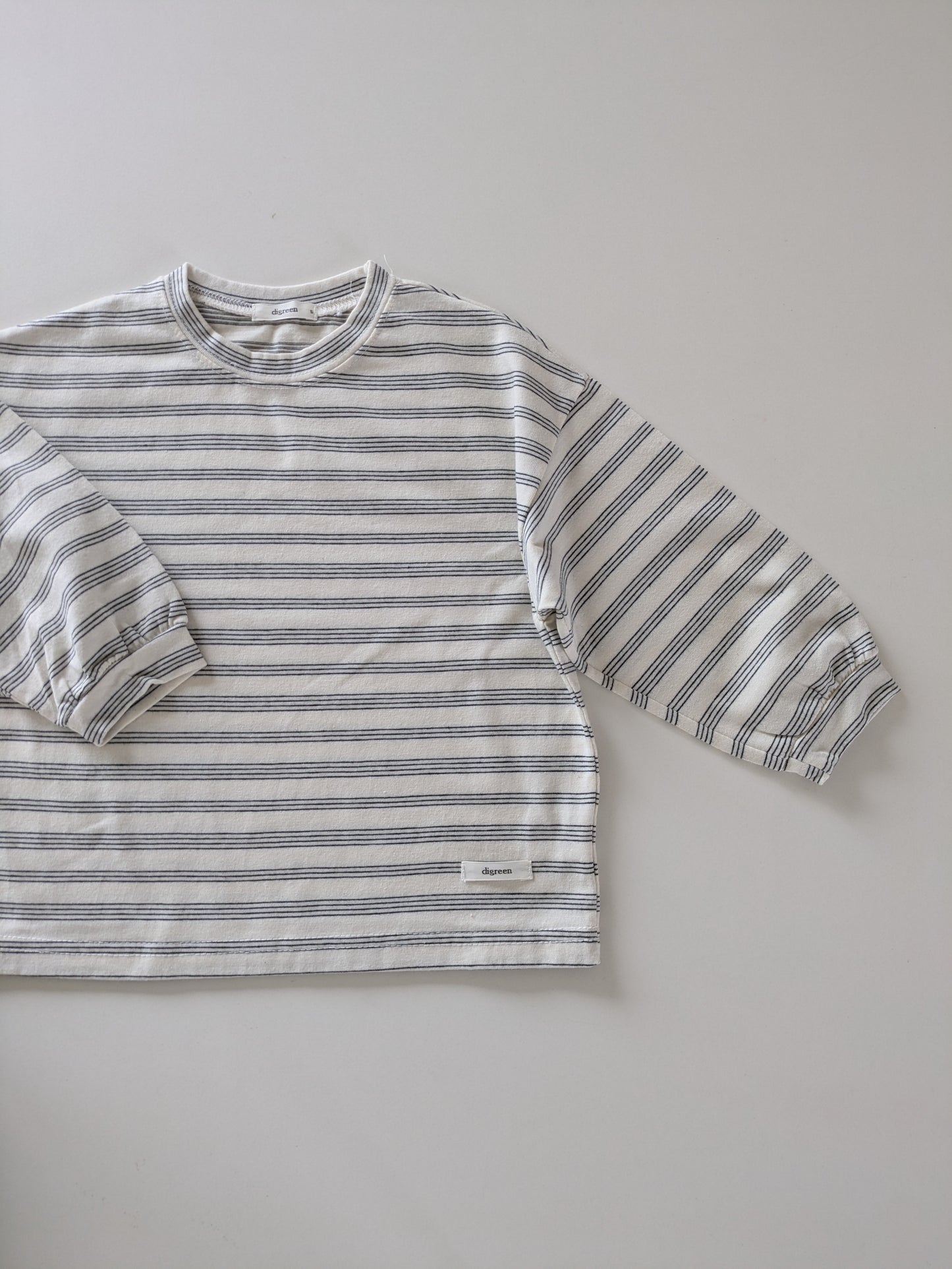 Striped sweater tee grey