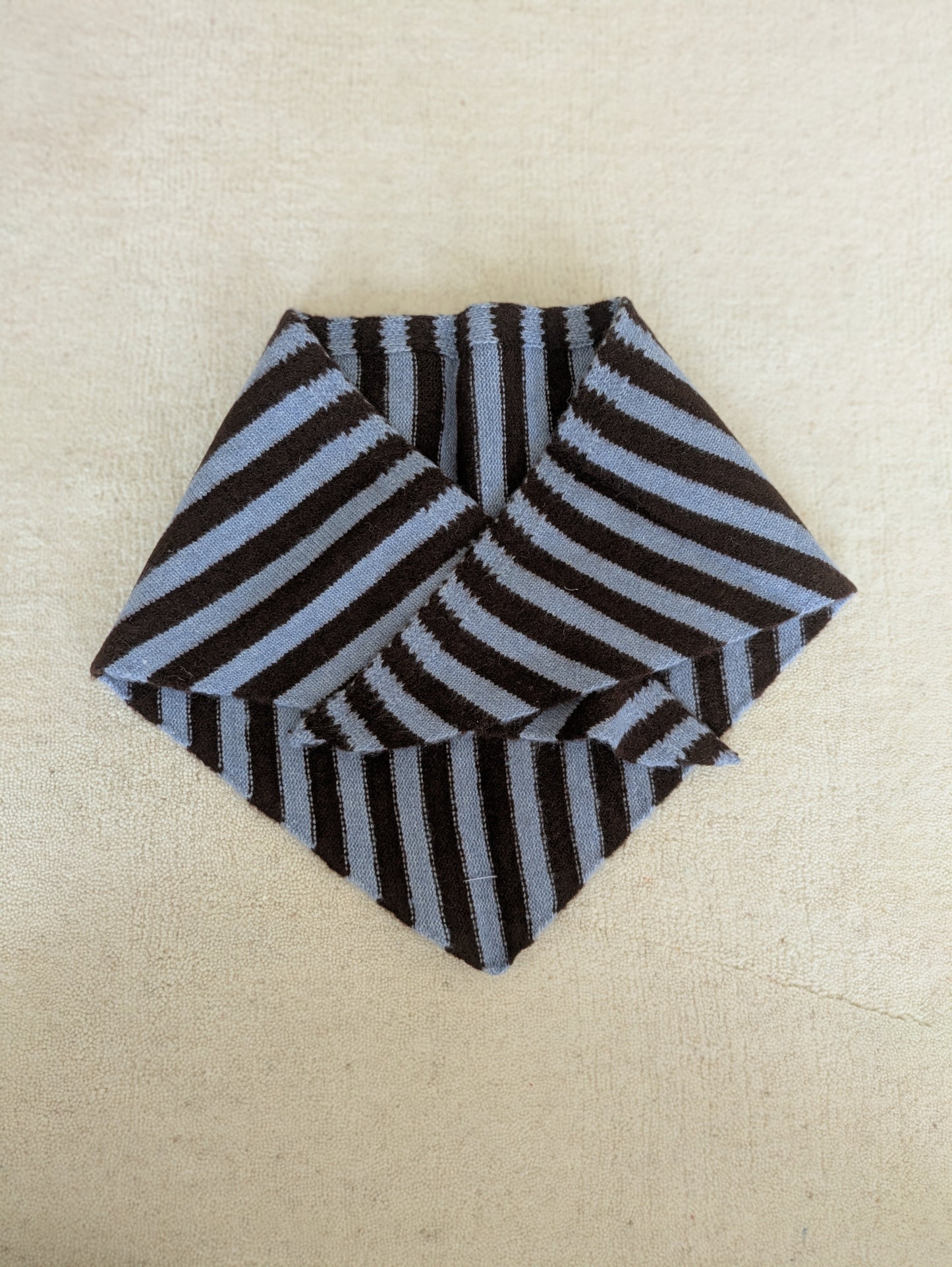 Striped scarf blue brown