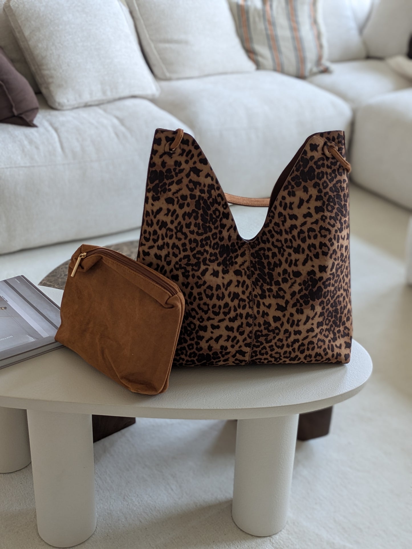 Handbag leo