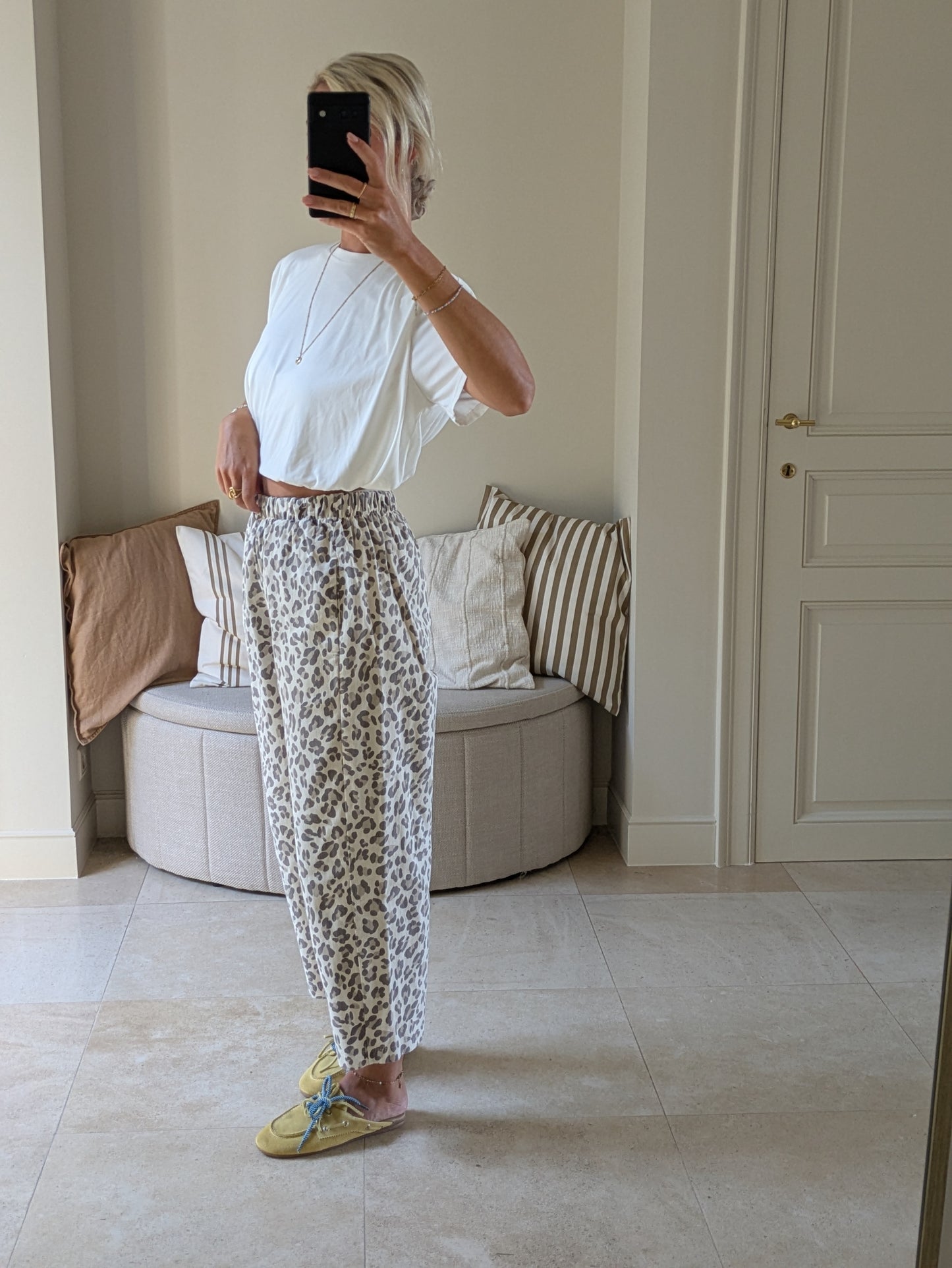 Cropped tee white