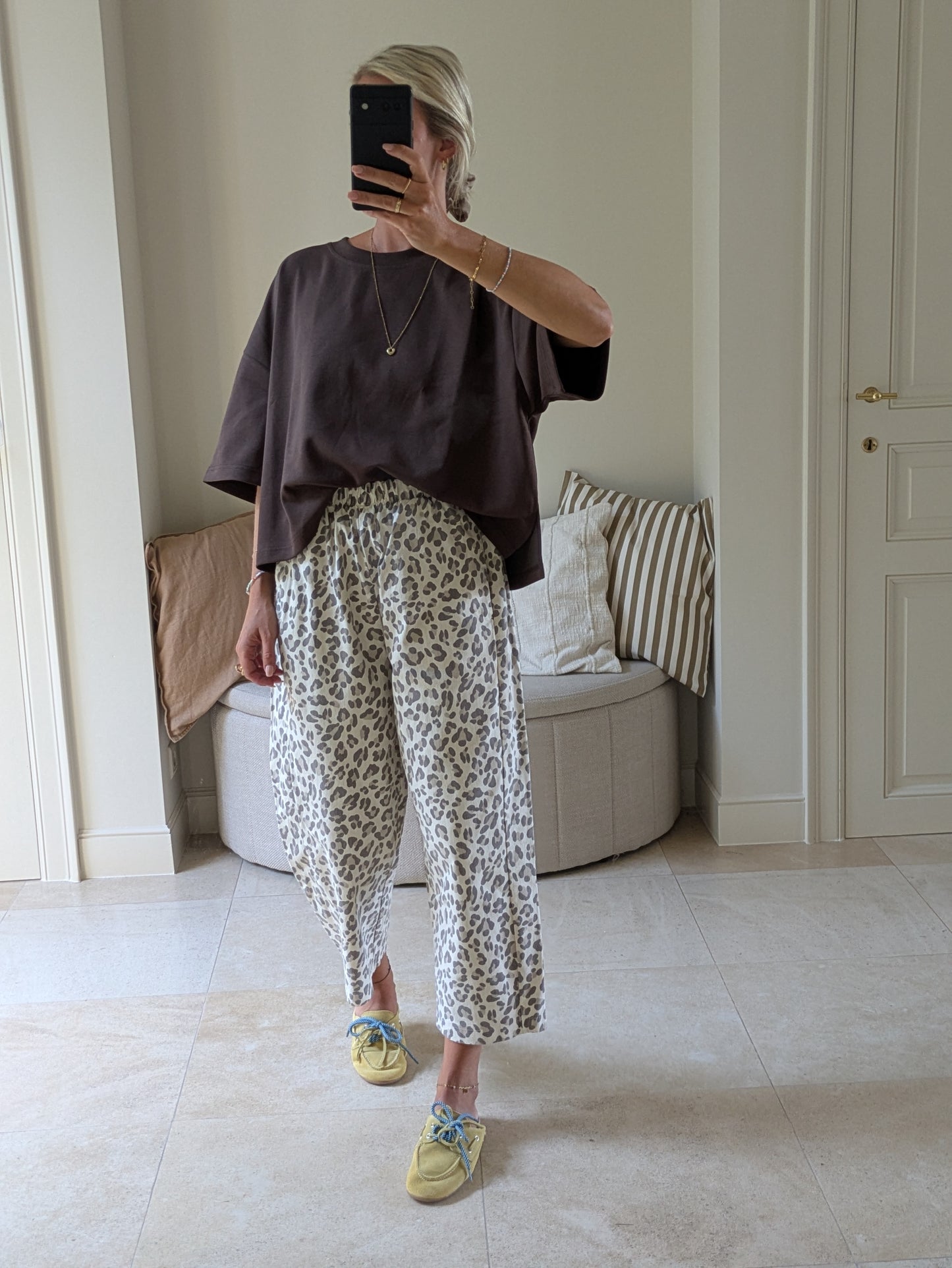 Oversized tee brown