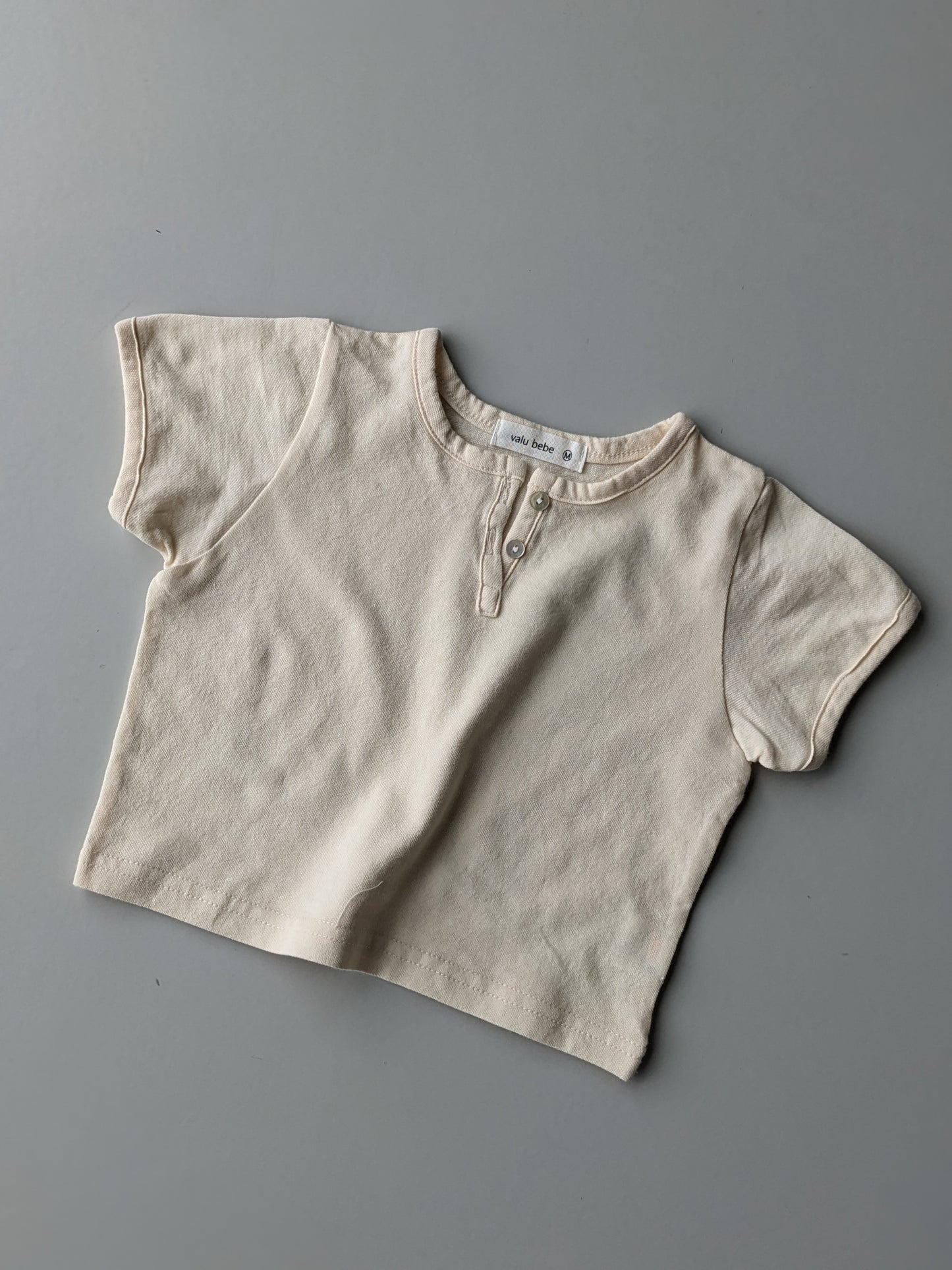 T-shirt met knoopjes cream