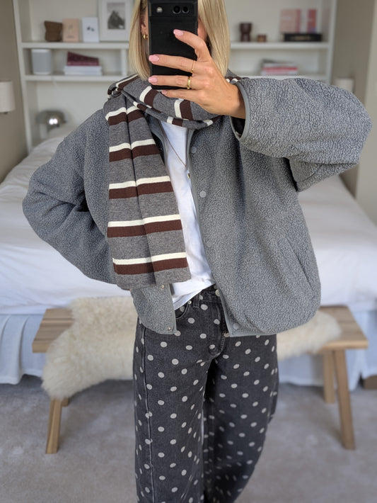 Striped scarf grey