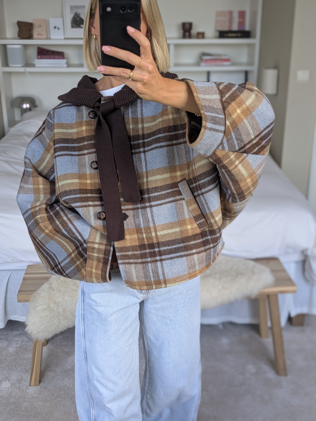 Check vest brown