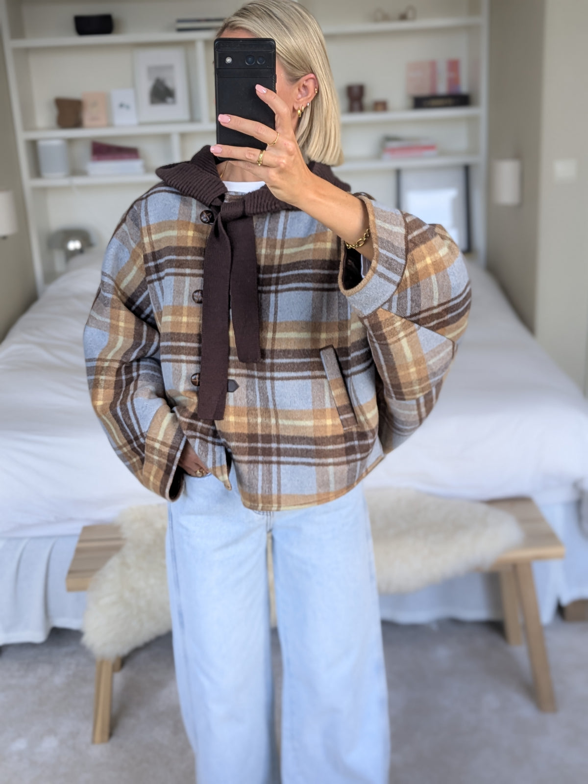 Check vest brown