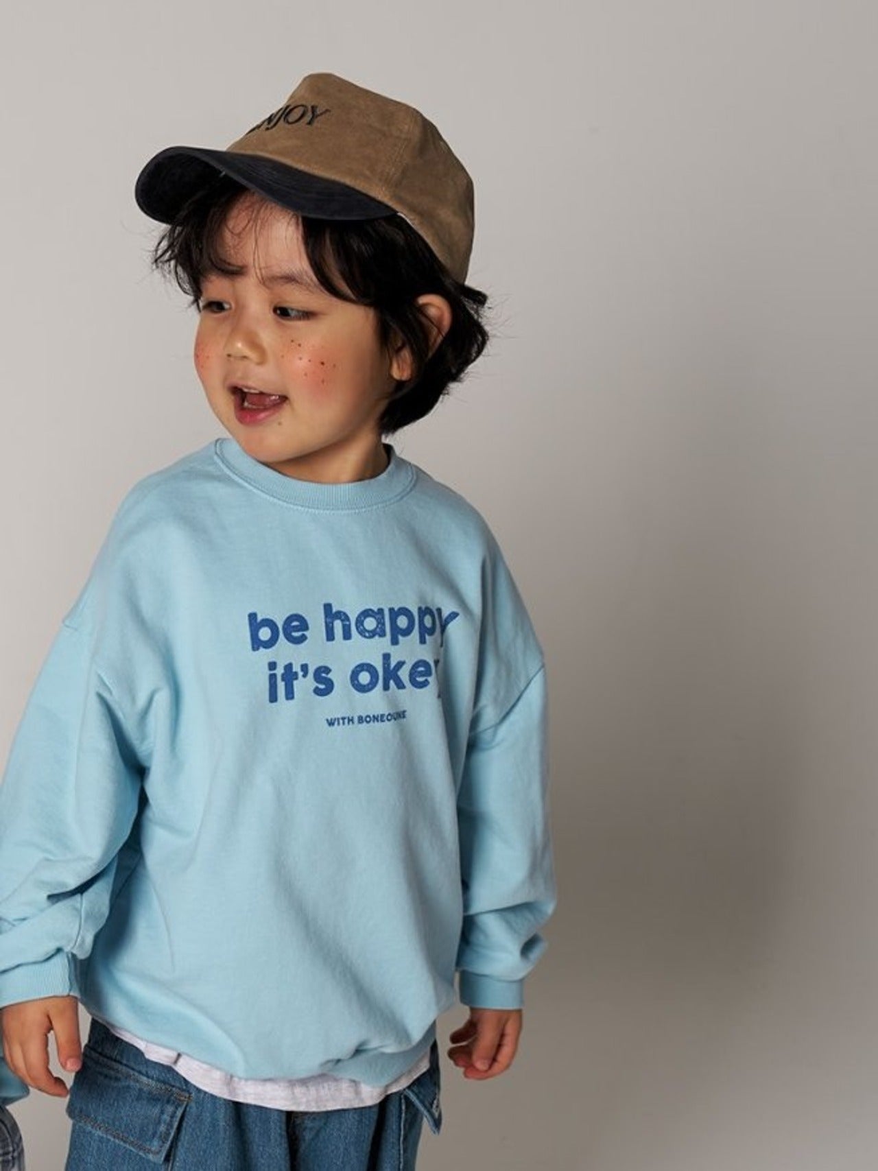 Be happy sweater