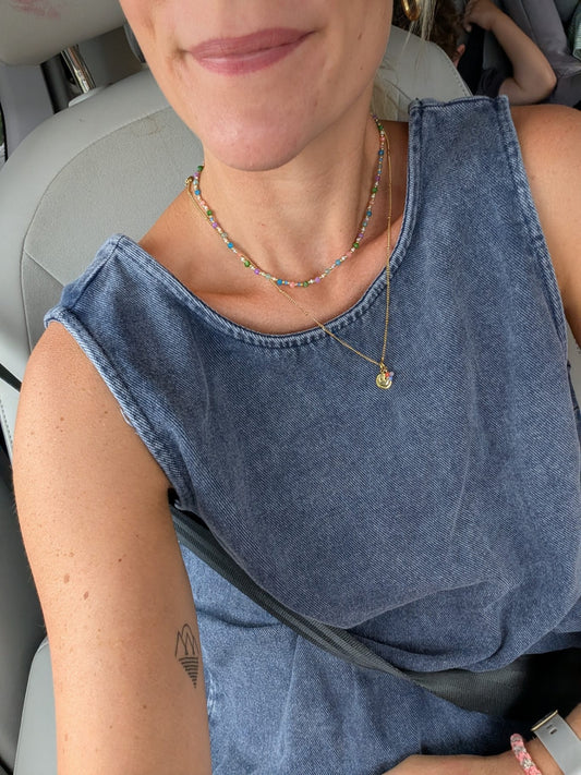 Multi color necklace