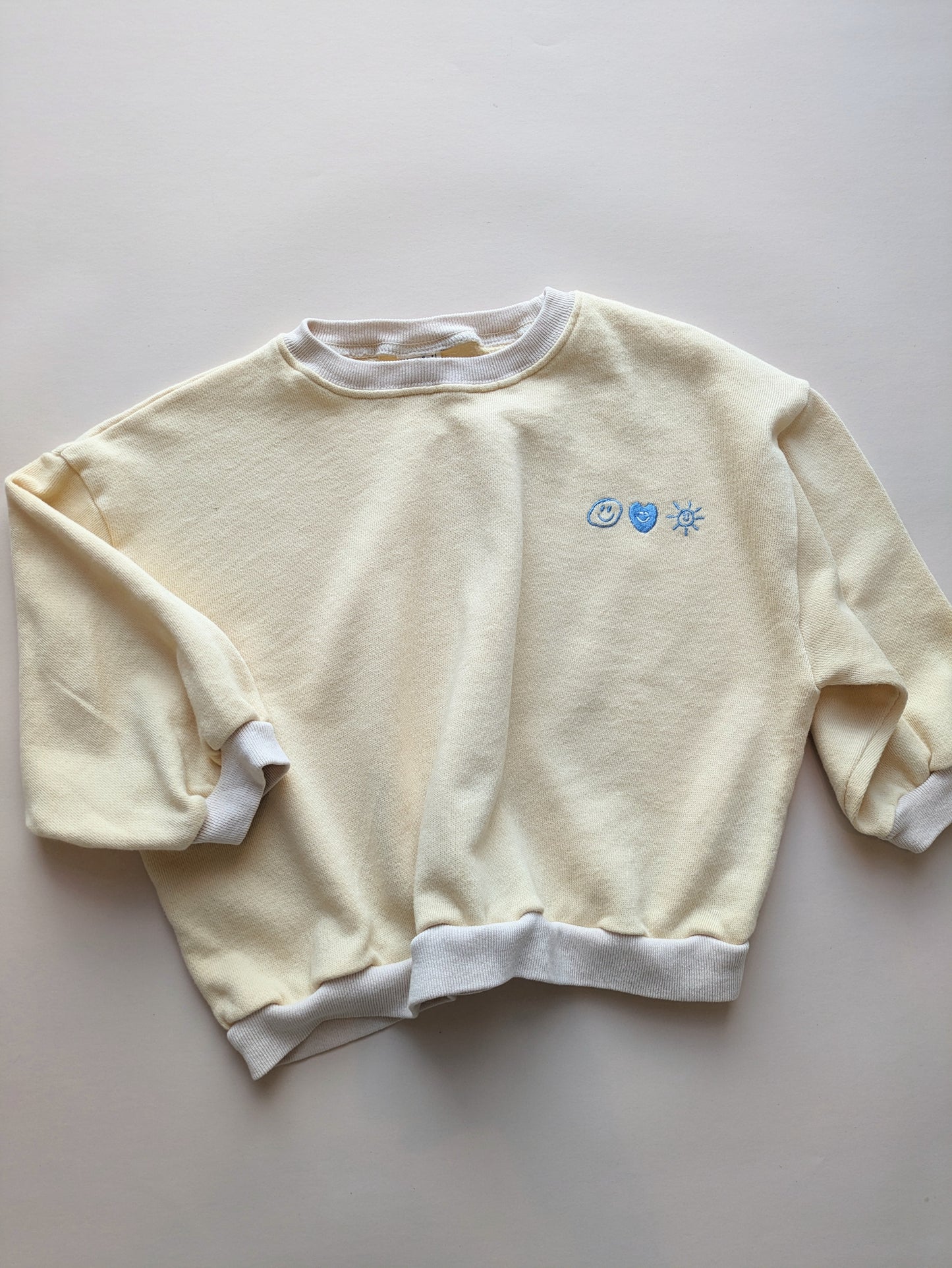 Sweater soft yellow