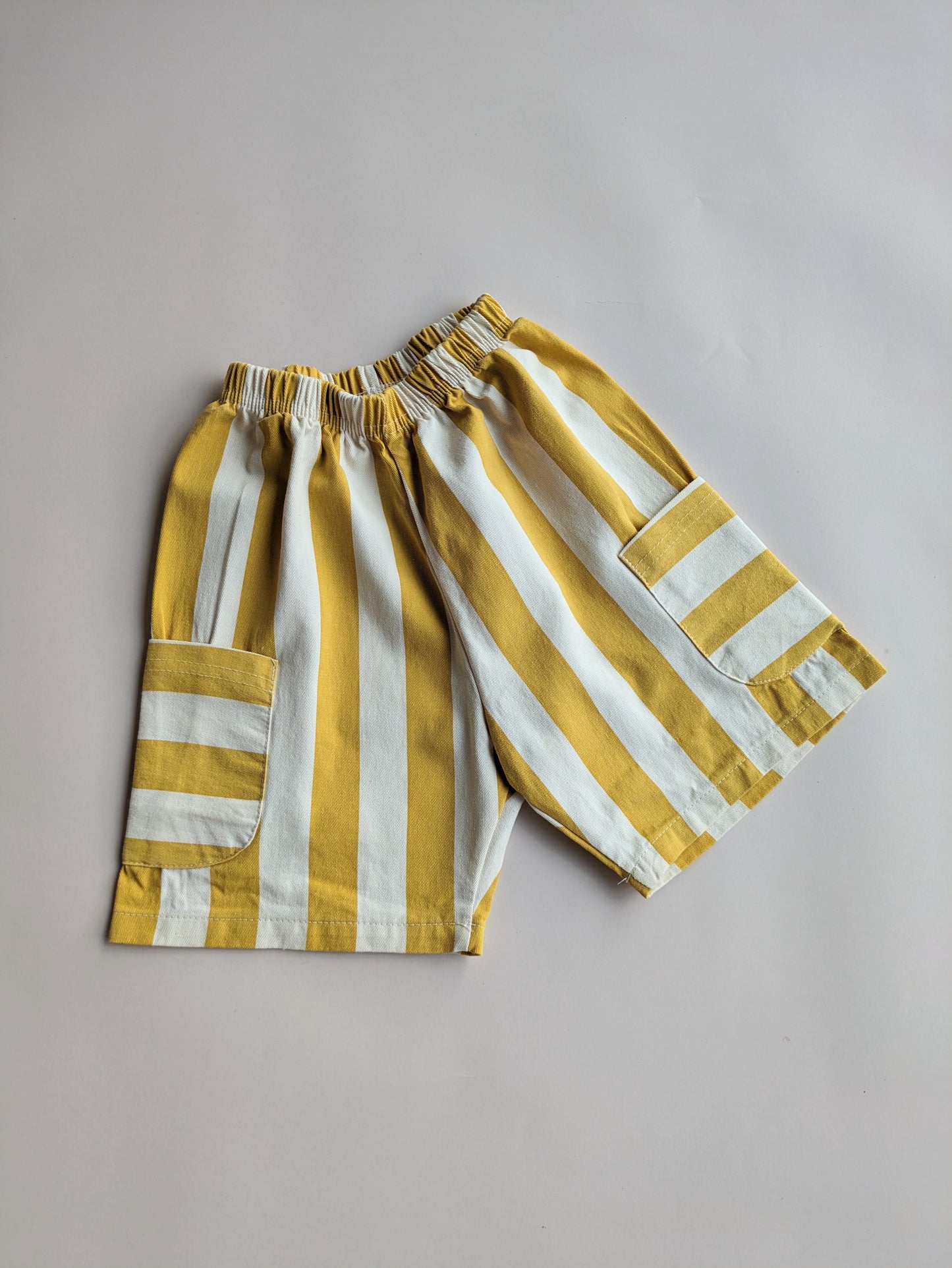 Line short yellow