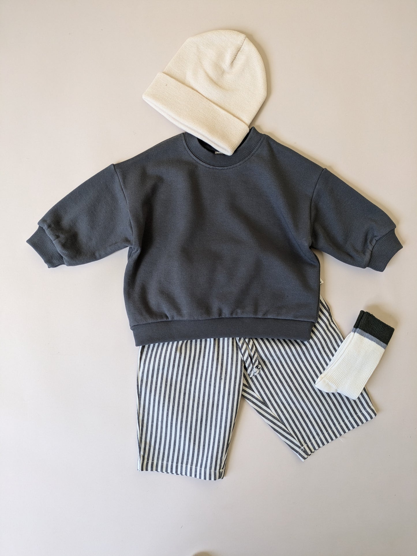 Daily sweater grey