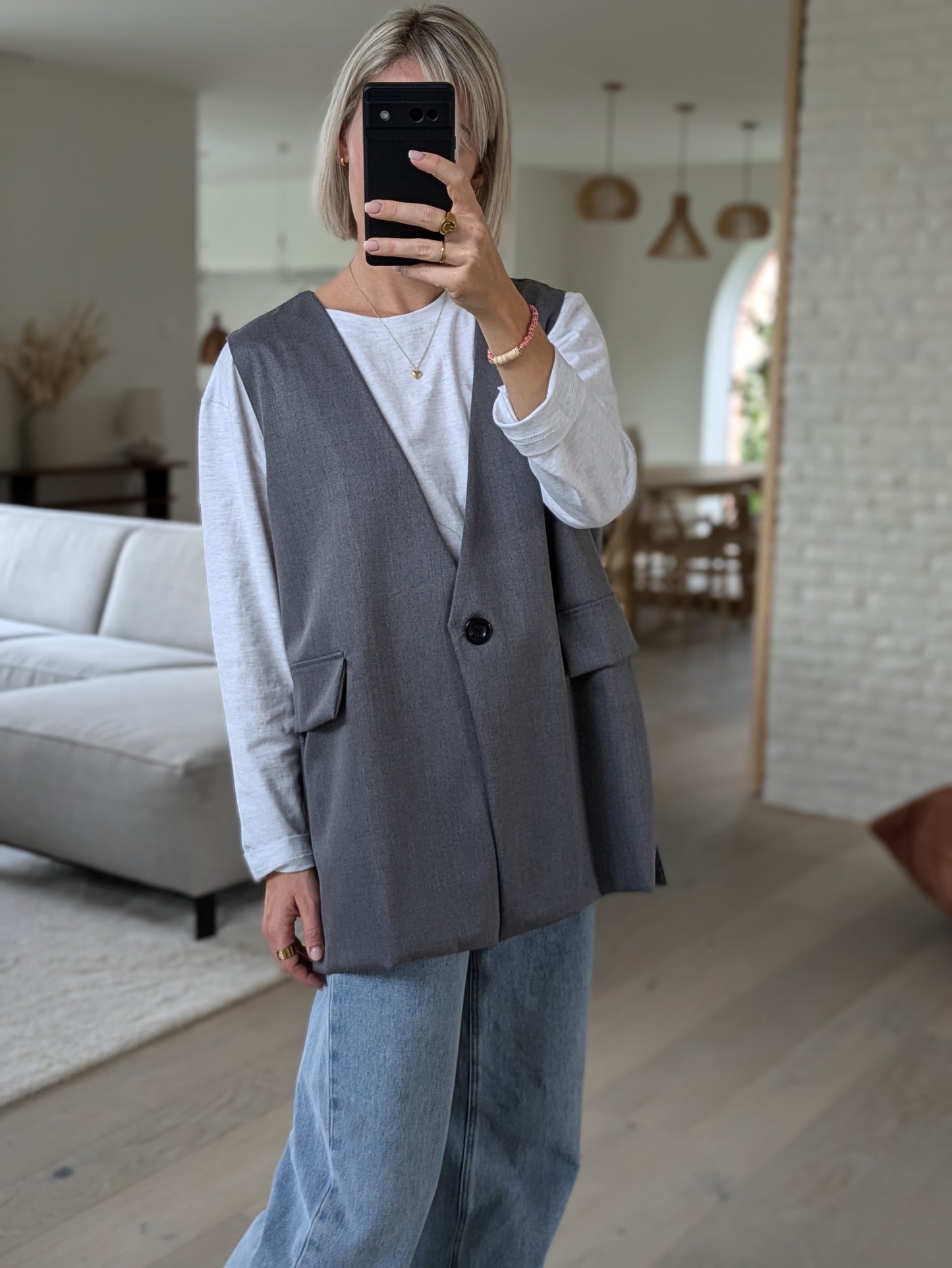 Sleeveless blazer gray