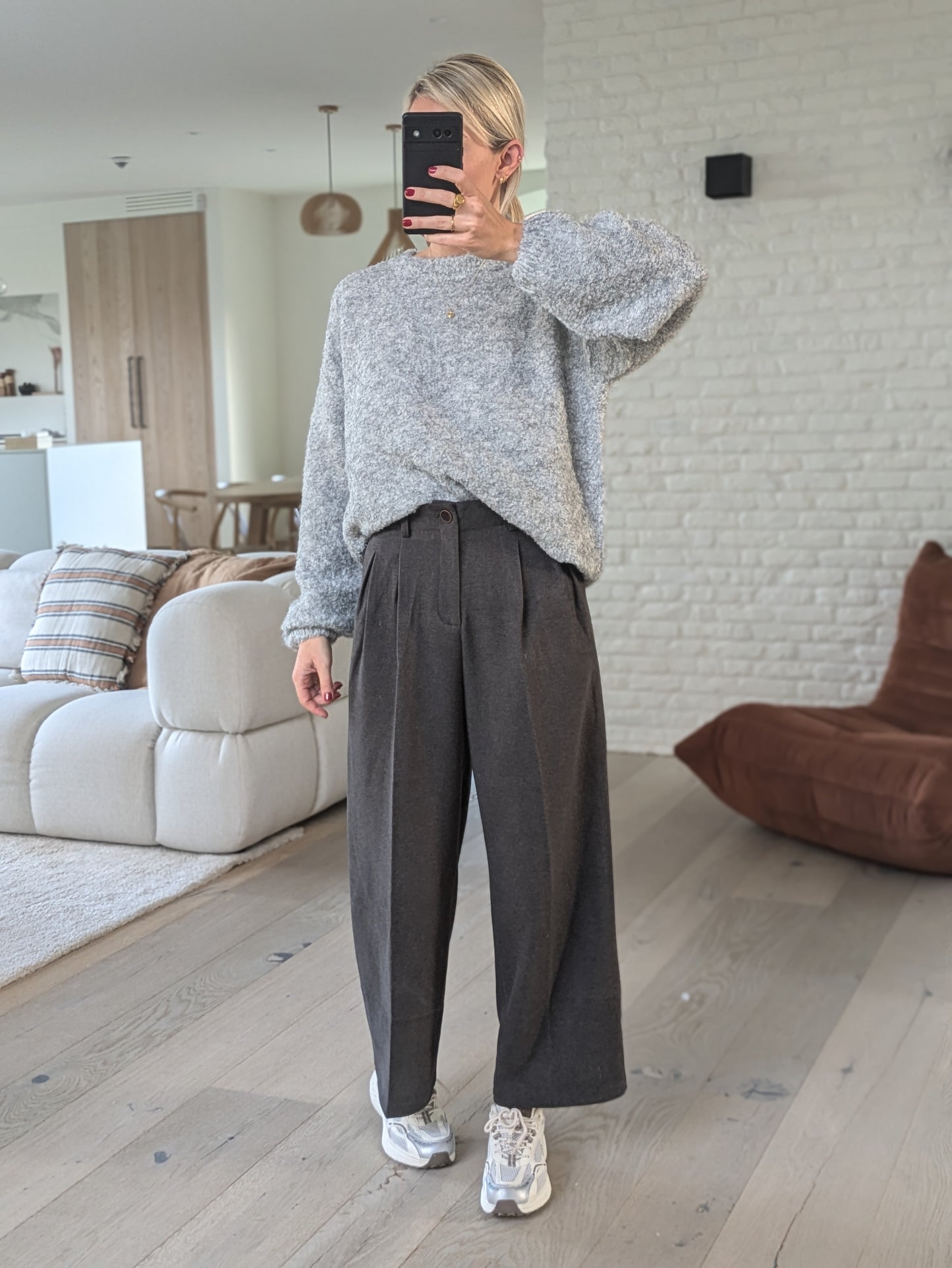 Sofia cropped pants dark grey