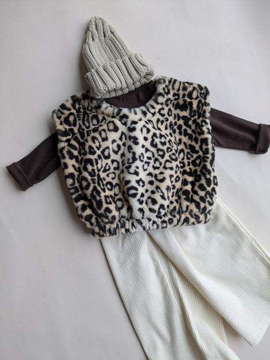 Leopard bodywarmer