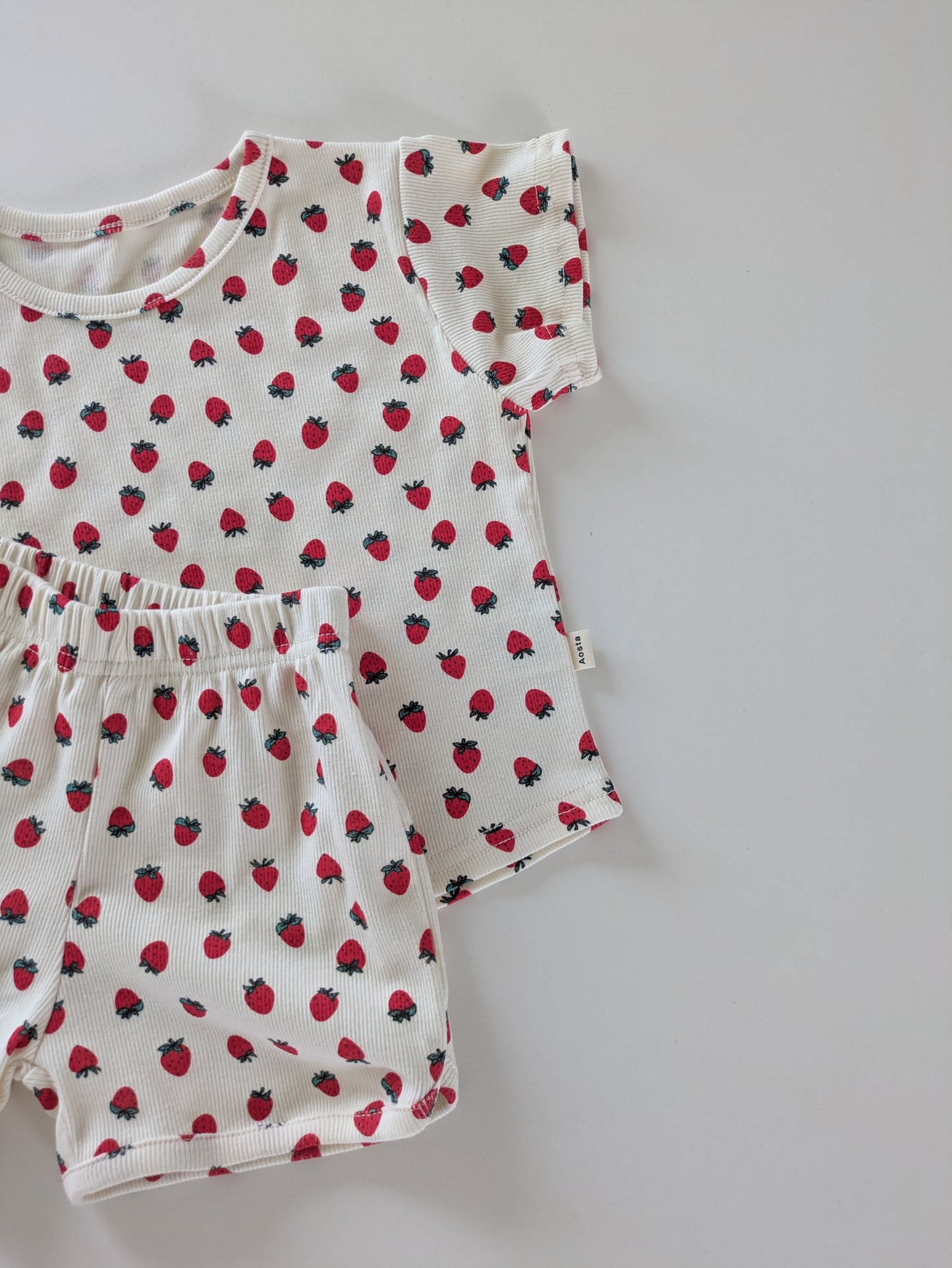 Rib tee strawberry