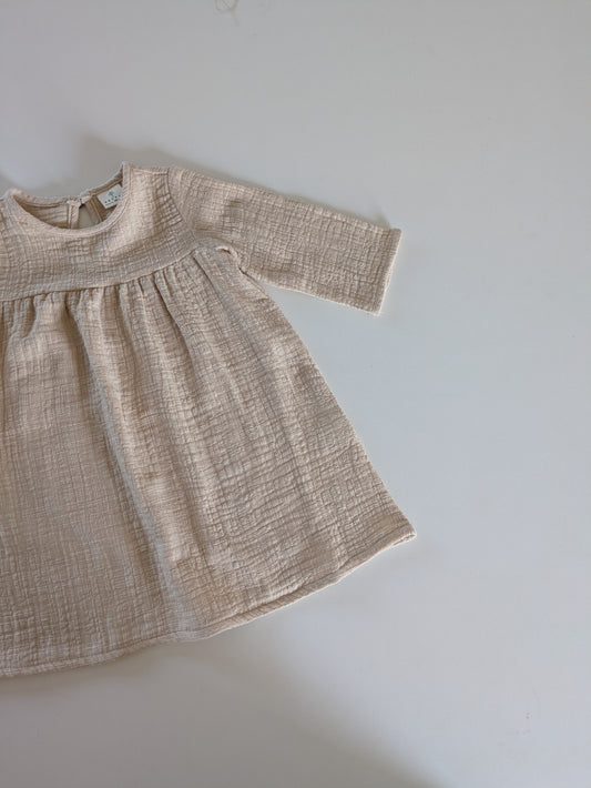 Jurkje beige 1-2 jaar