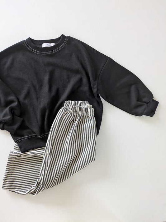 Stitch sweater black