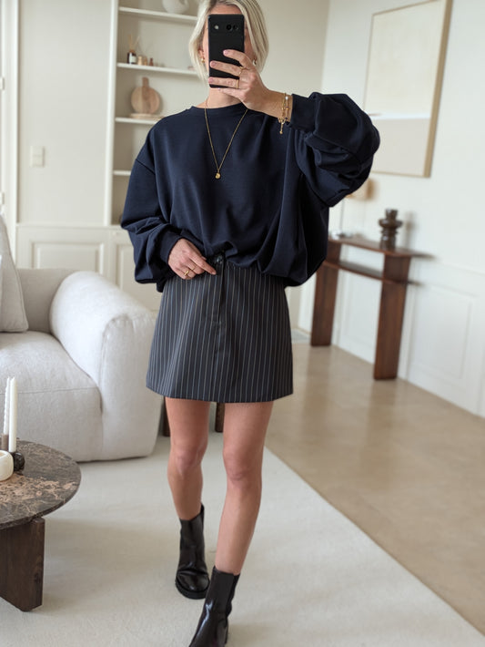 Striped skirt grey