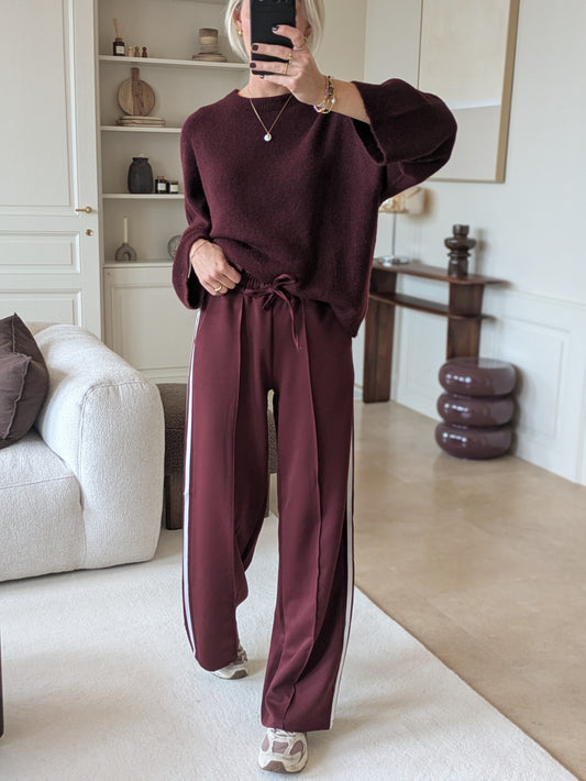 Esmee pull burgundy