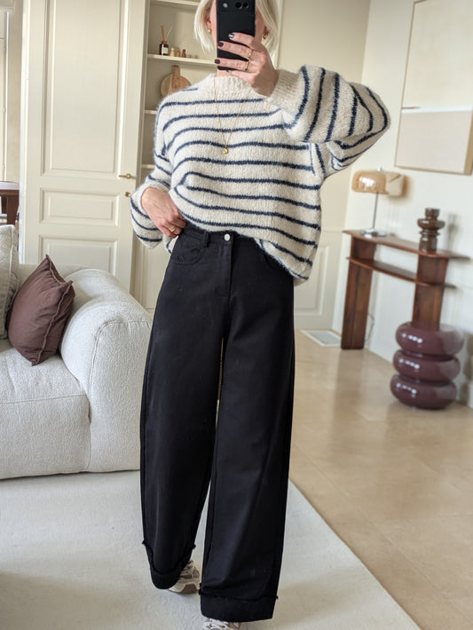Cozy striped pull