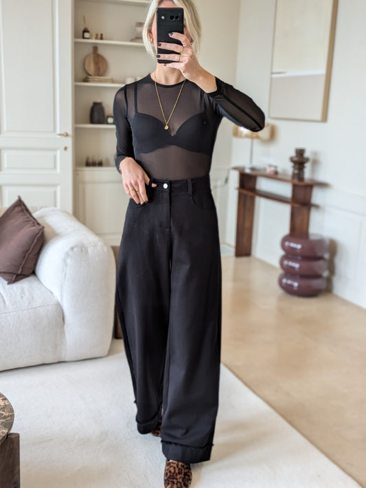 Black Roxie body