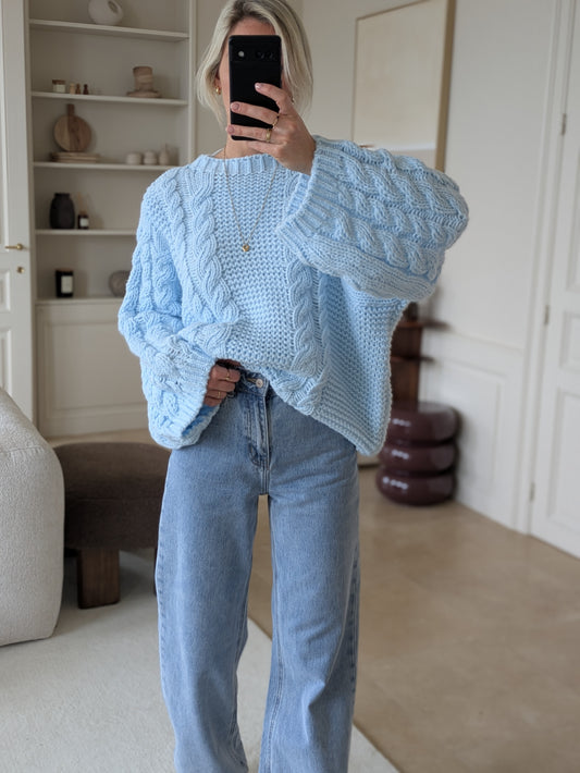 Rosalie pull light blue