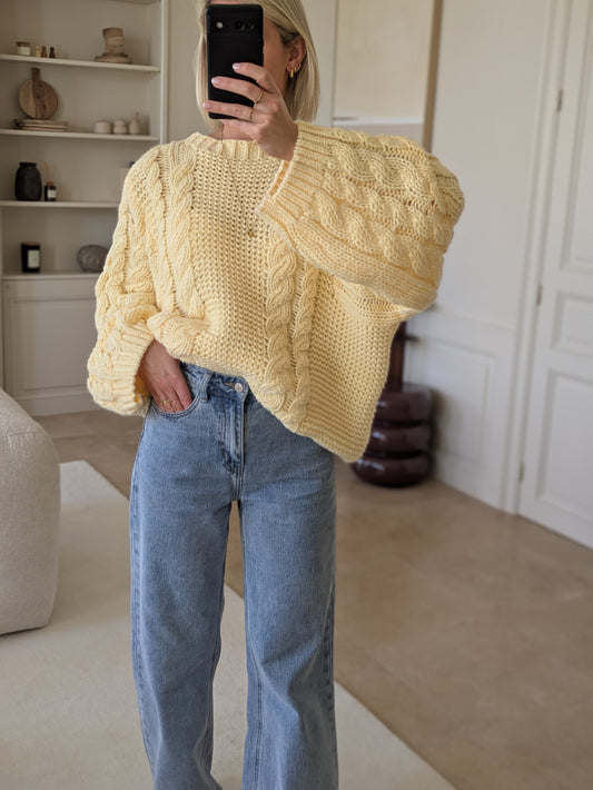 Rosalie pull yellow