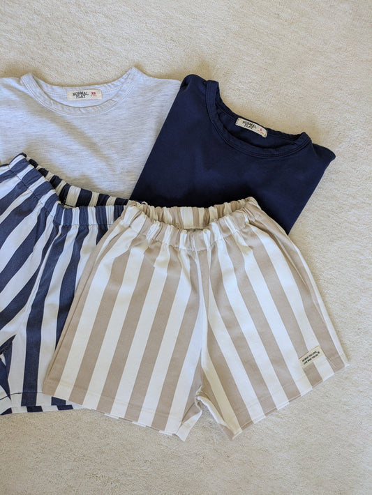 Striped short beige