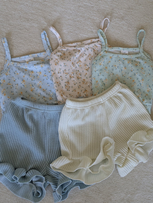 Frill pants cream