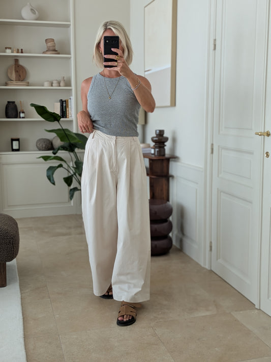 Suzanne basic top grey