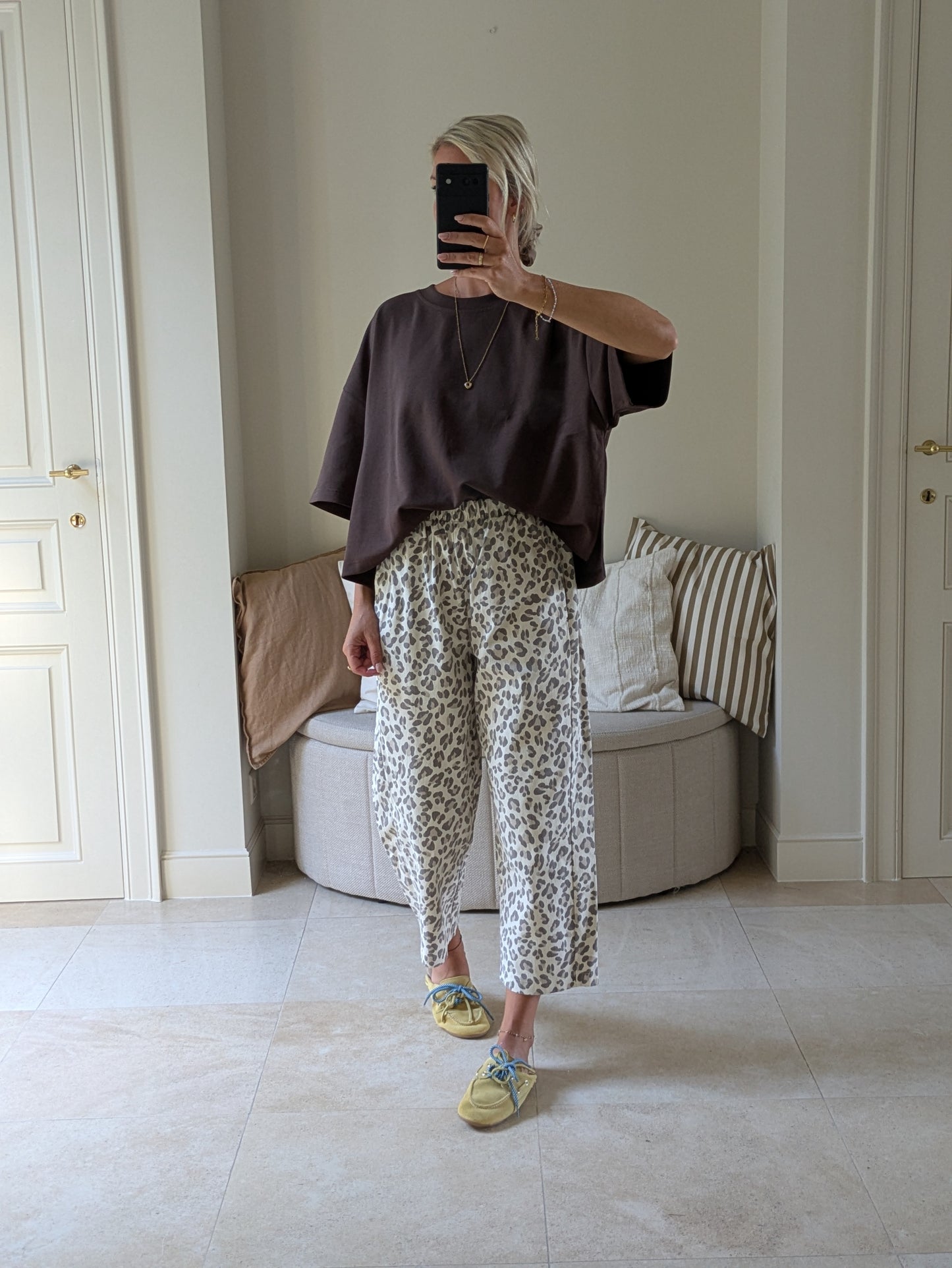 Oversized tee brown
