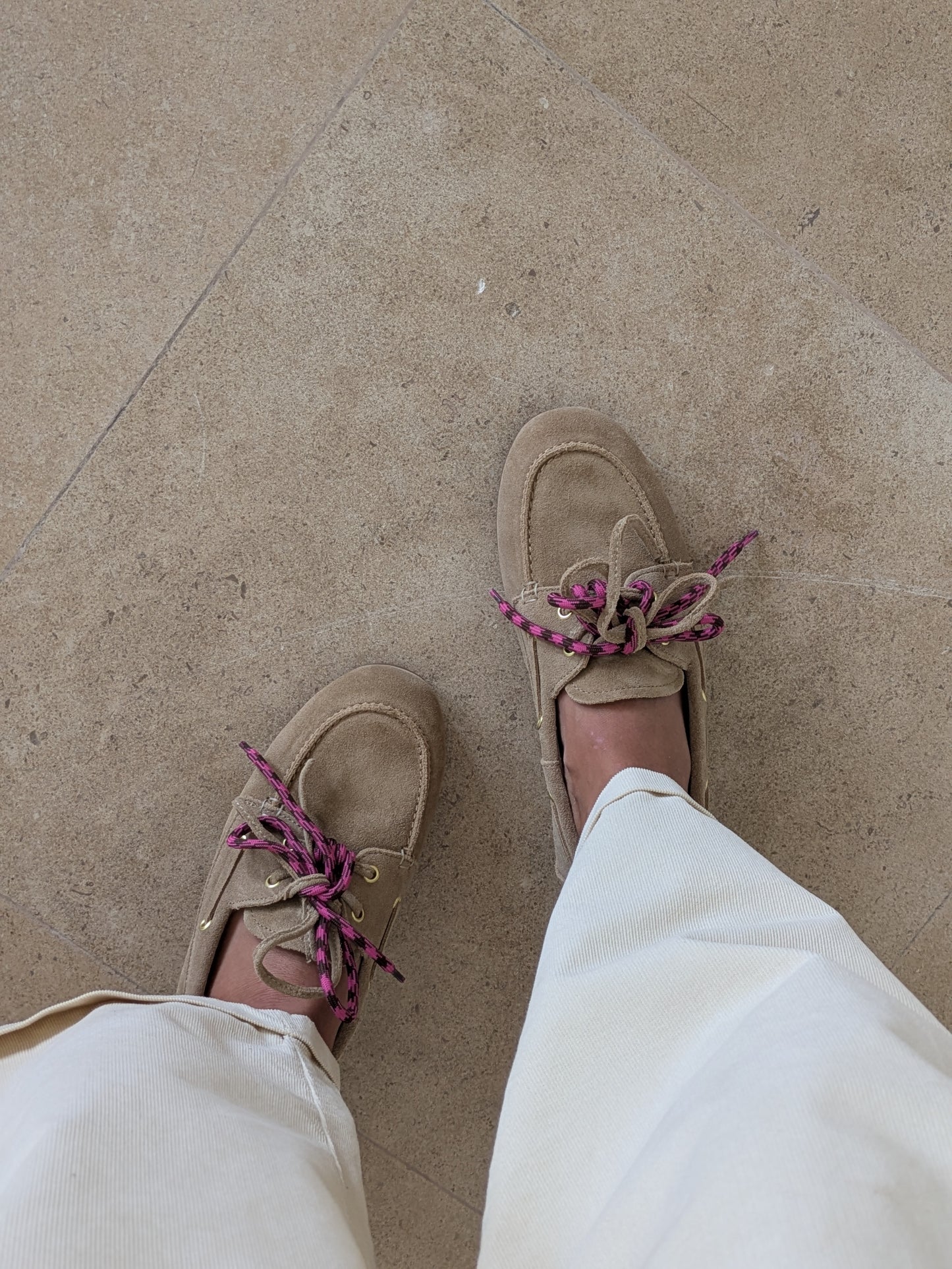 Penelope boat loafer beige