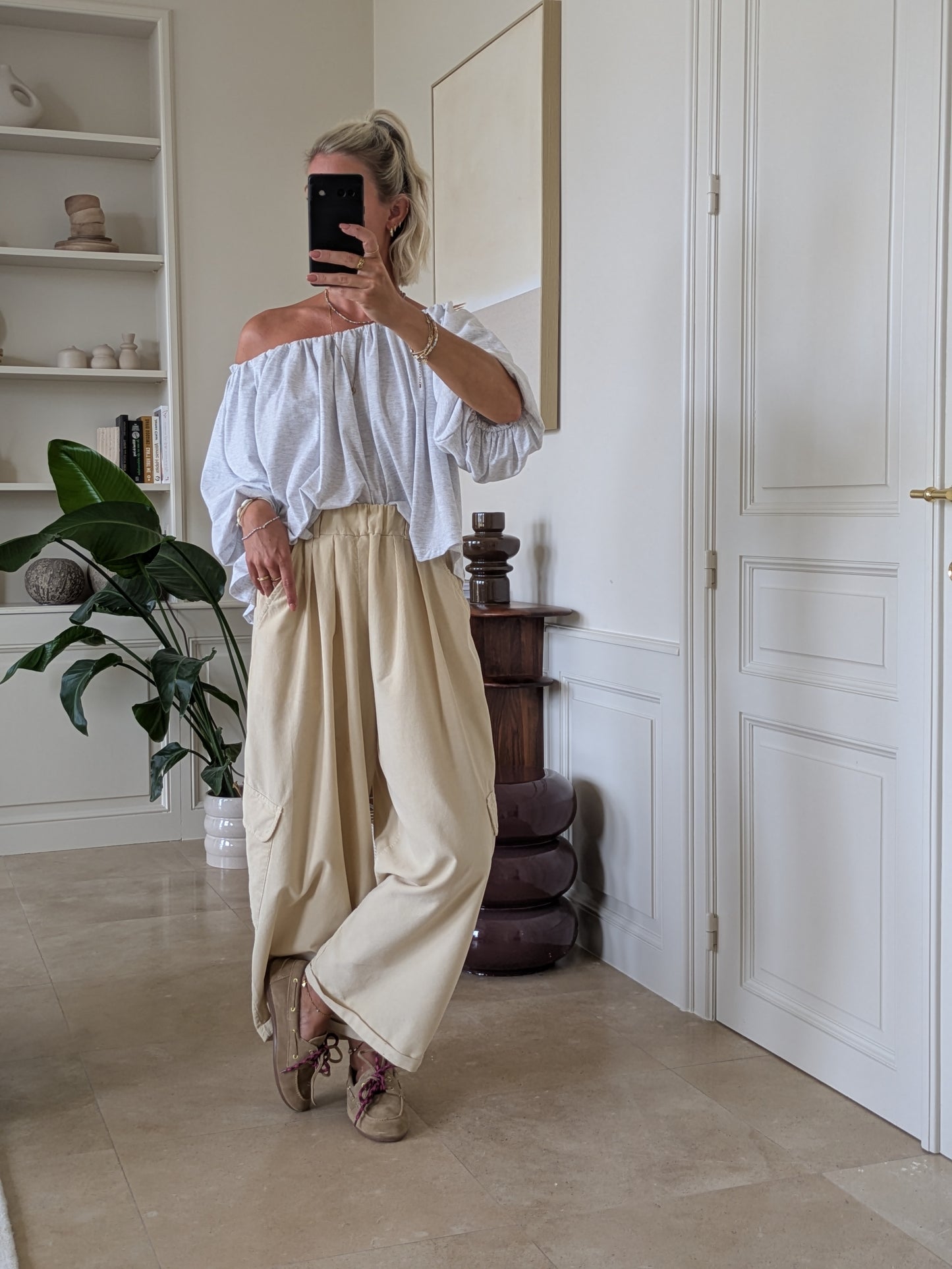 Off shoulder top grey