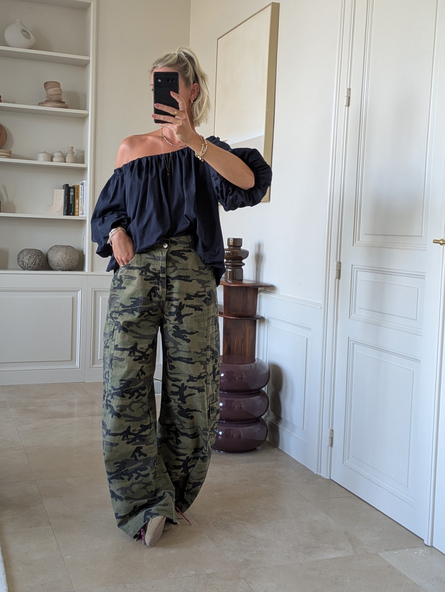 Off shoulder top navy
