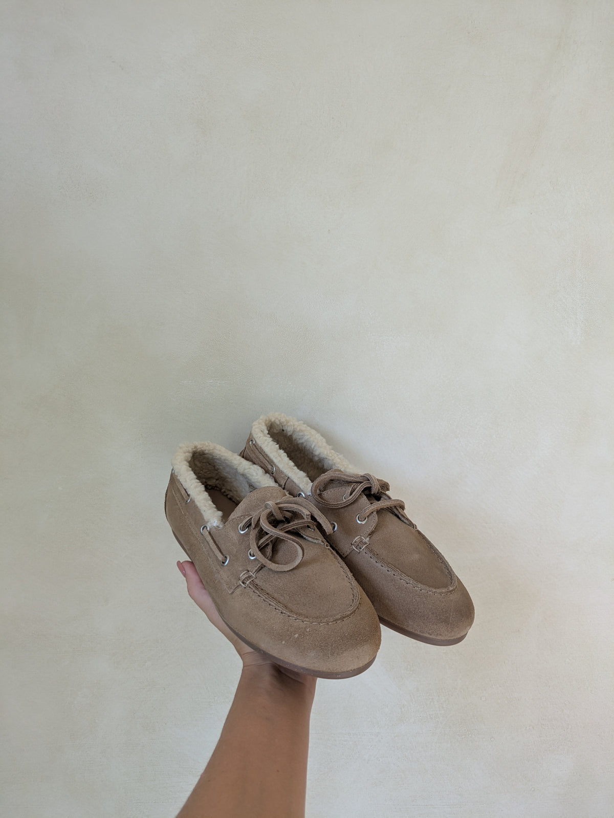 Amandine boat loafer beige