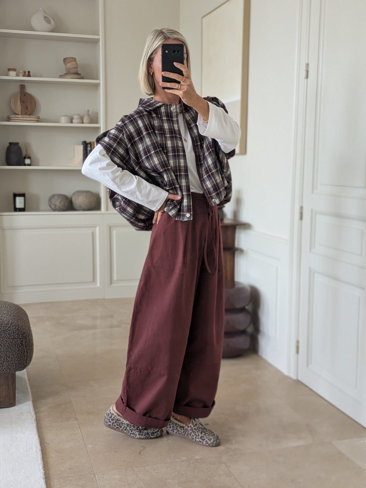 Remi sleeveless check jacket burgundy
