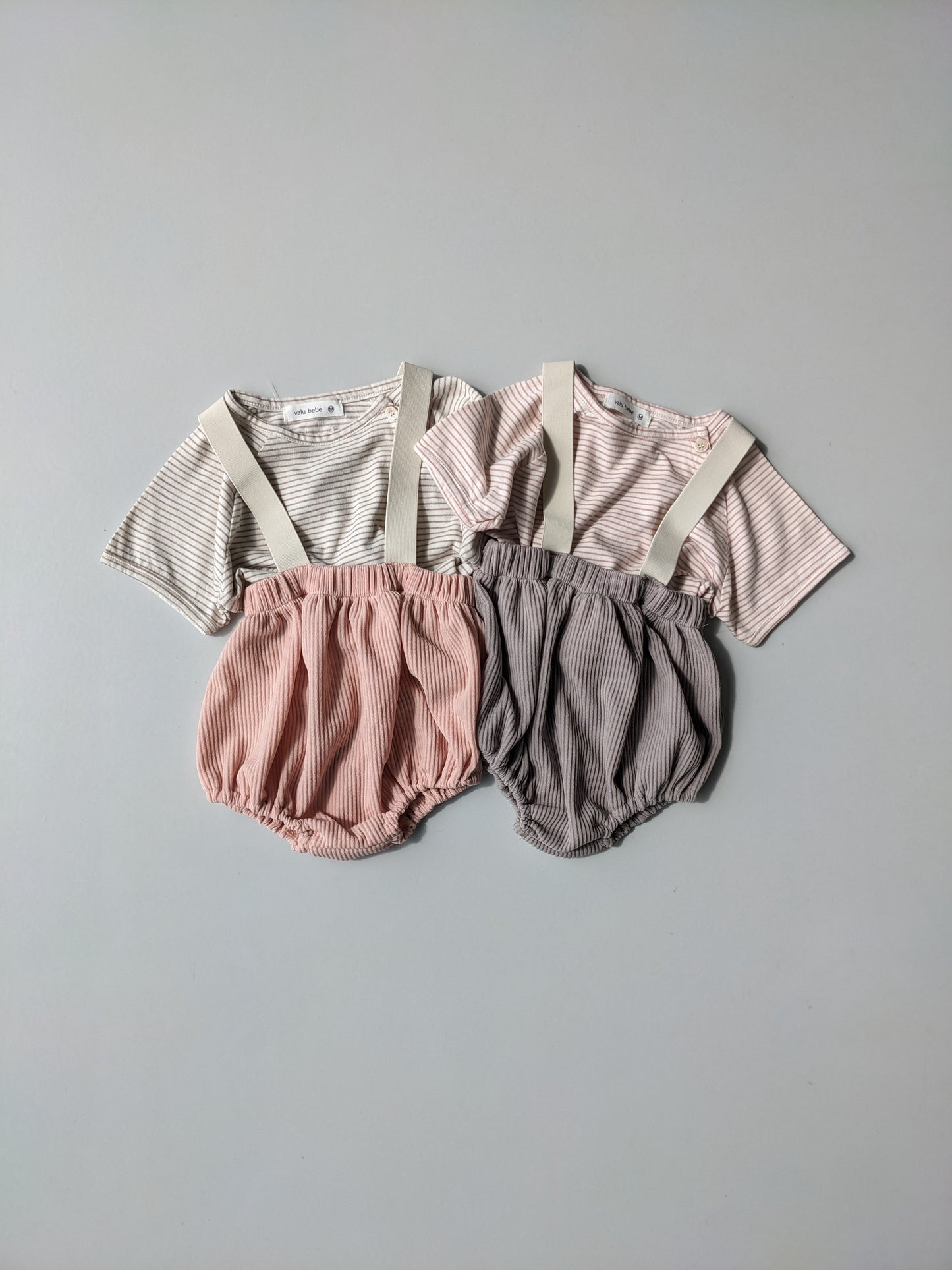 Striped t-shirt pink met knoopjes