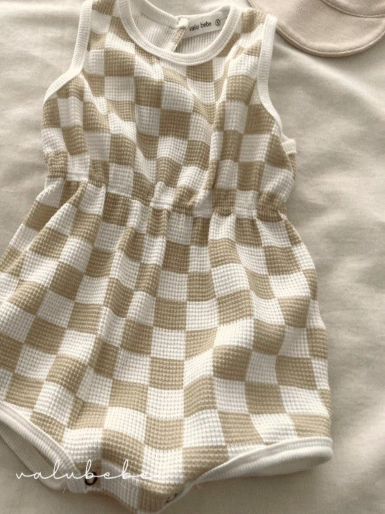 Square block bodysuit beige