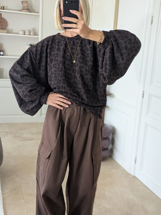 Cropped leo sweater