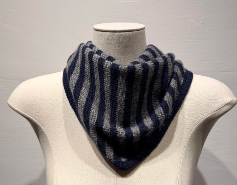 Scarf navy/grey