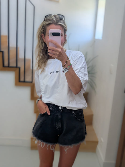Minimal t-shirt